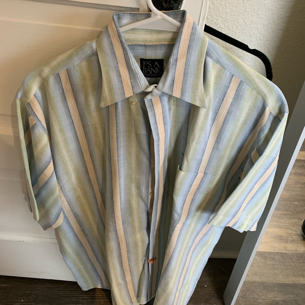 Jos. A. Bank travelers collection; short sleeve, vertical stripe button up shirt